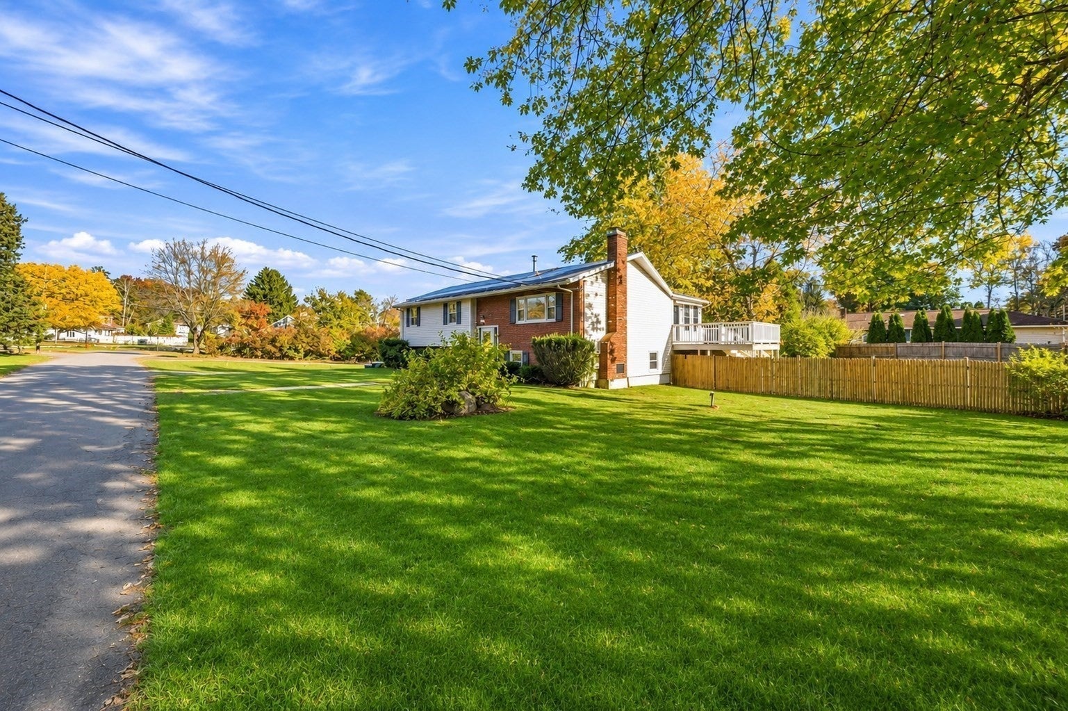 60 Oneida St