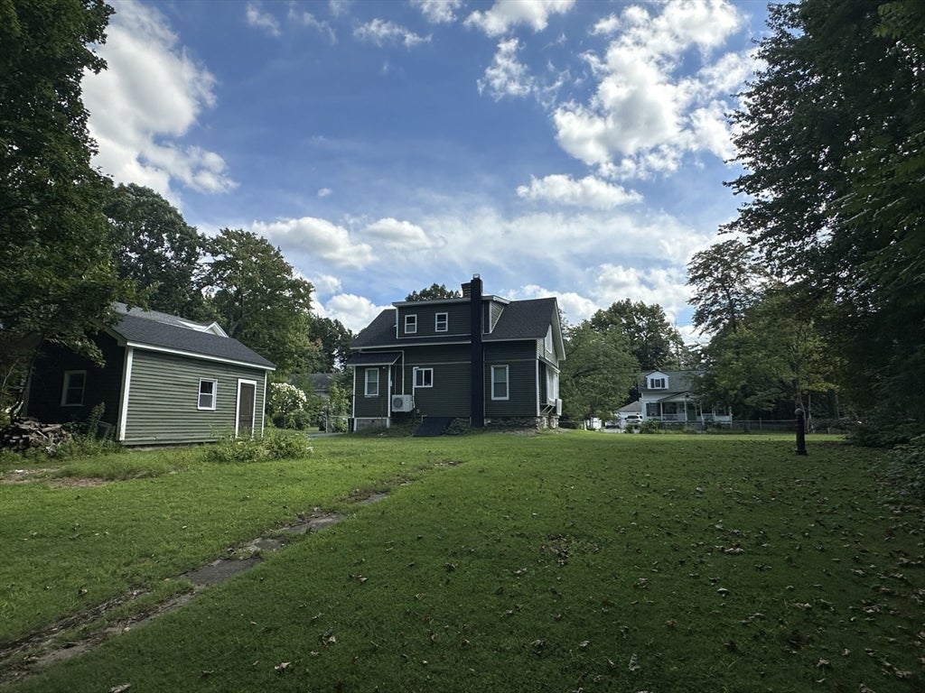 9 Idalla Ave, Worcester, MA Photo #14