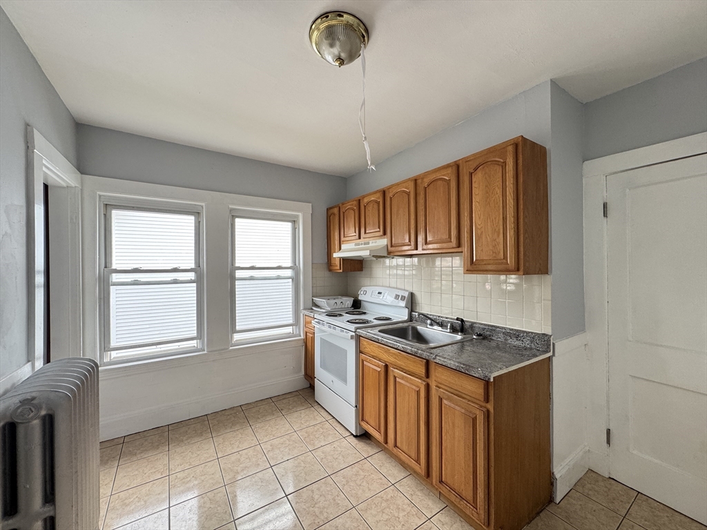 112 Brush Hill Rd 2