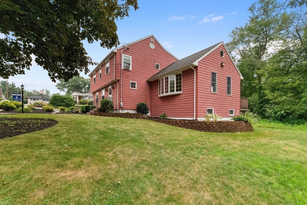 8 Indian Lane