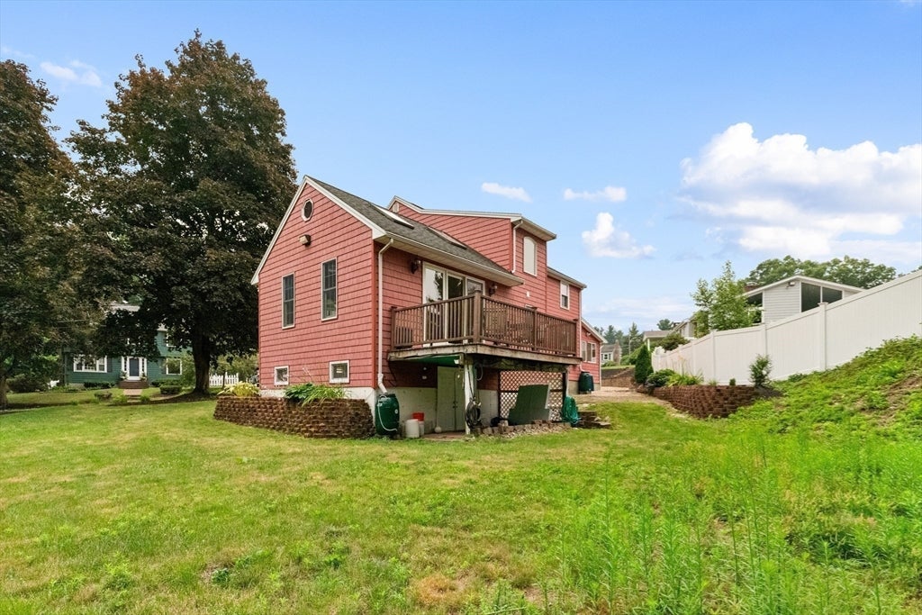 8 Indian Lane