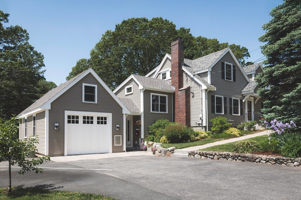 22 Farley Ave