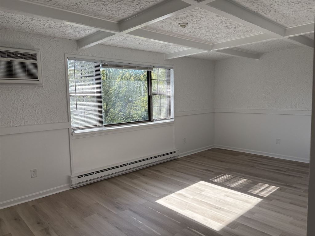 49 Spencer Rd 30H