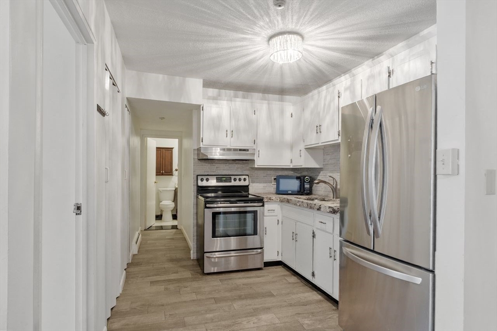 116 Boston Post Rd E 105