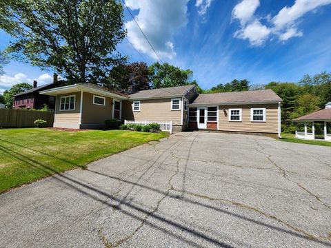 16 Hough Rd Sutton MA 01590