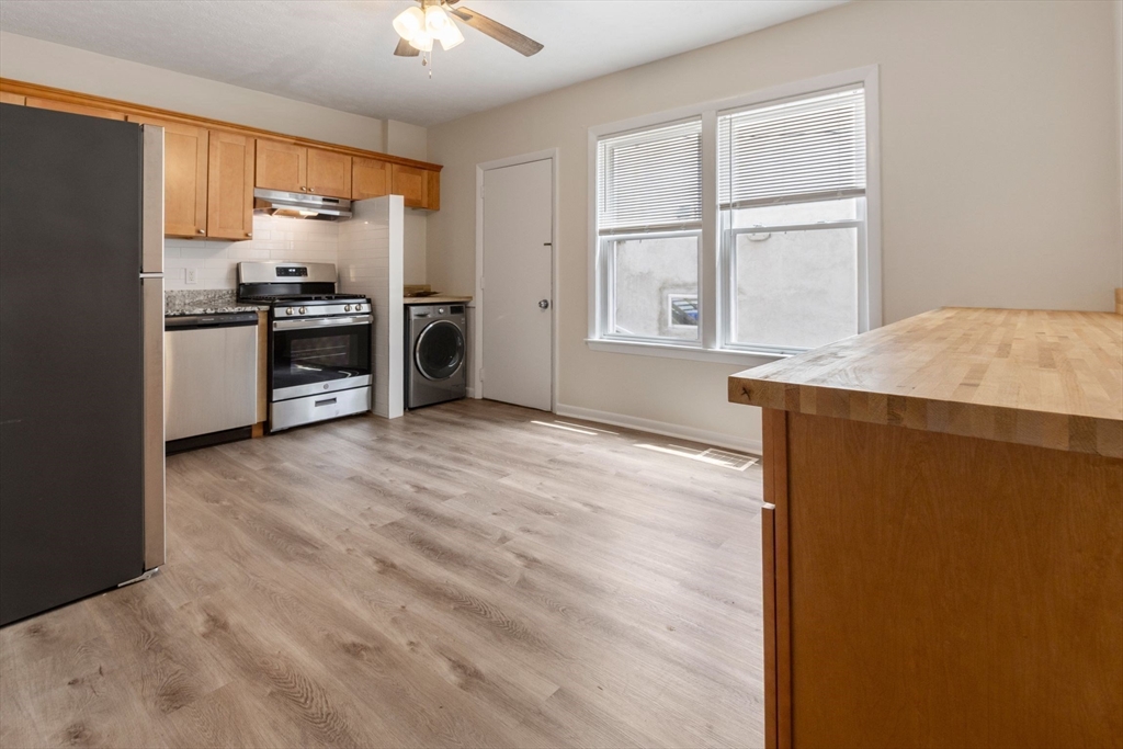 258-260 Cypress