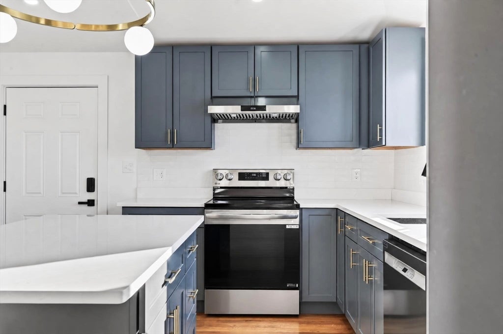22 Berlin St #1, Quincy, MA, 22 Berlin St #1, Quincy, MA Photo #2
