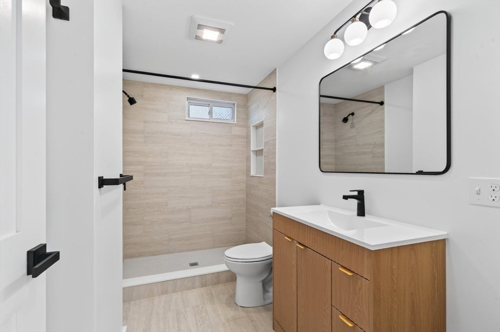 22 Berlin St #1, Quincy, MA, 22 Berlin St #1, Quincy, MA Photo #7