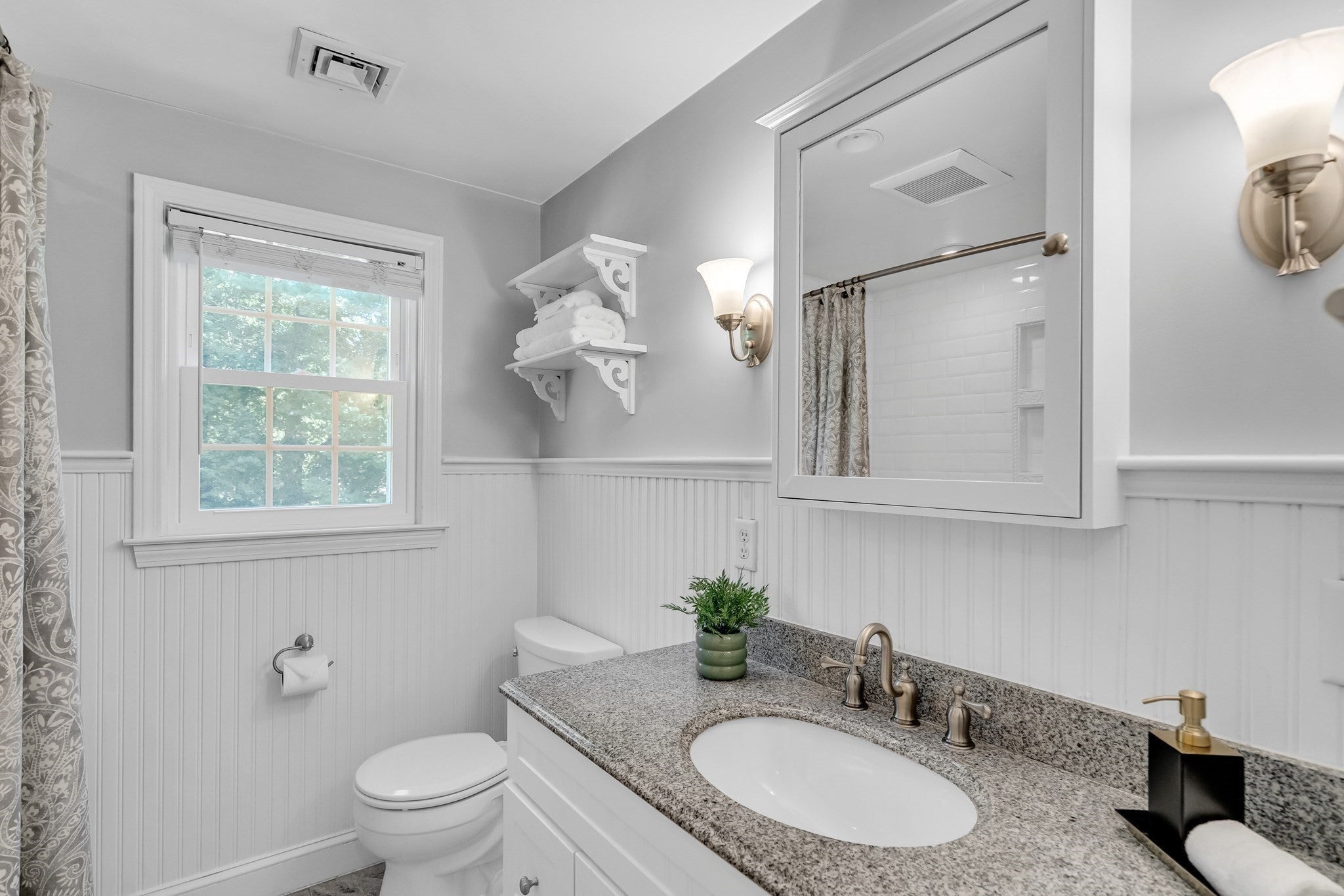 8 Barry Dr, Framingham, MA Photo #32