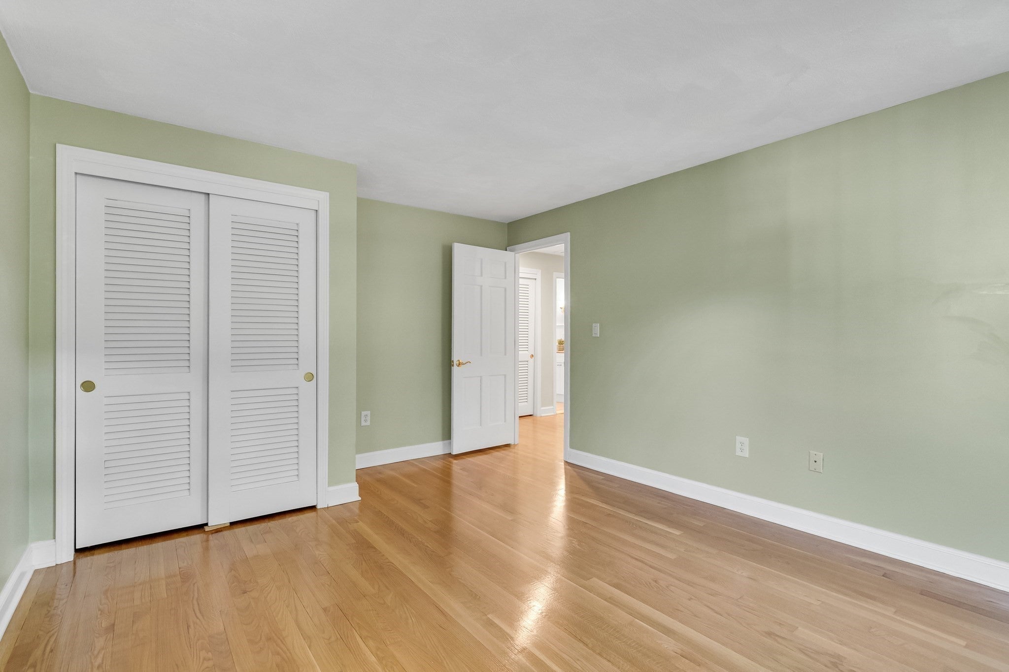 8 Barry Dr, Framingham, MA Photo #30