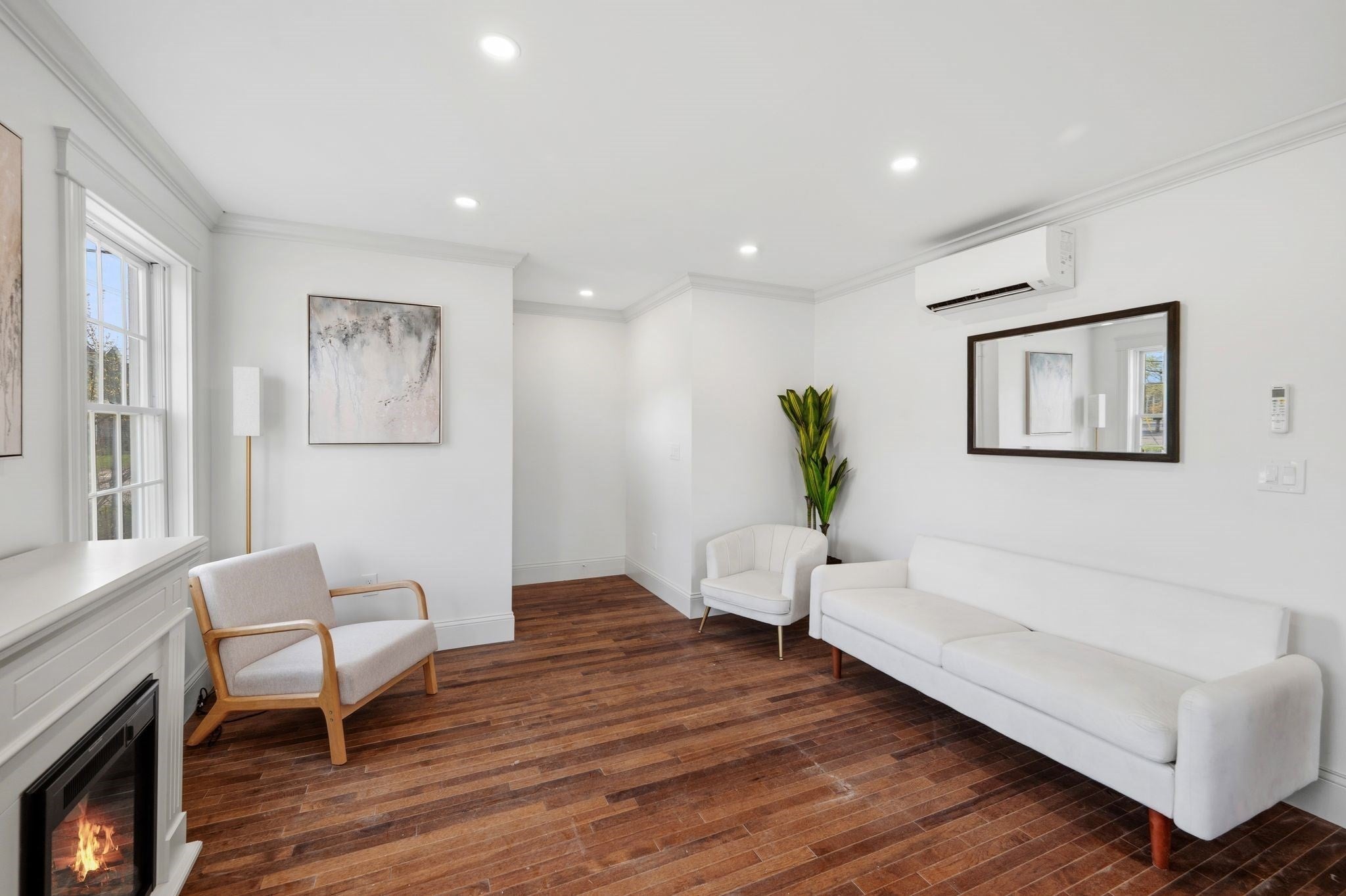 2 Railroad Avenue 1