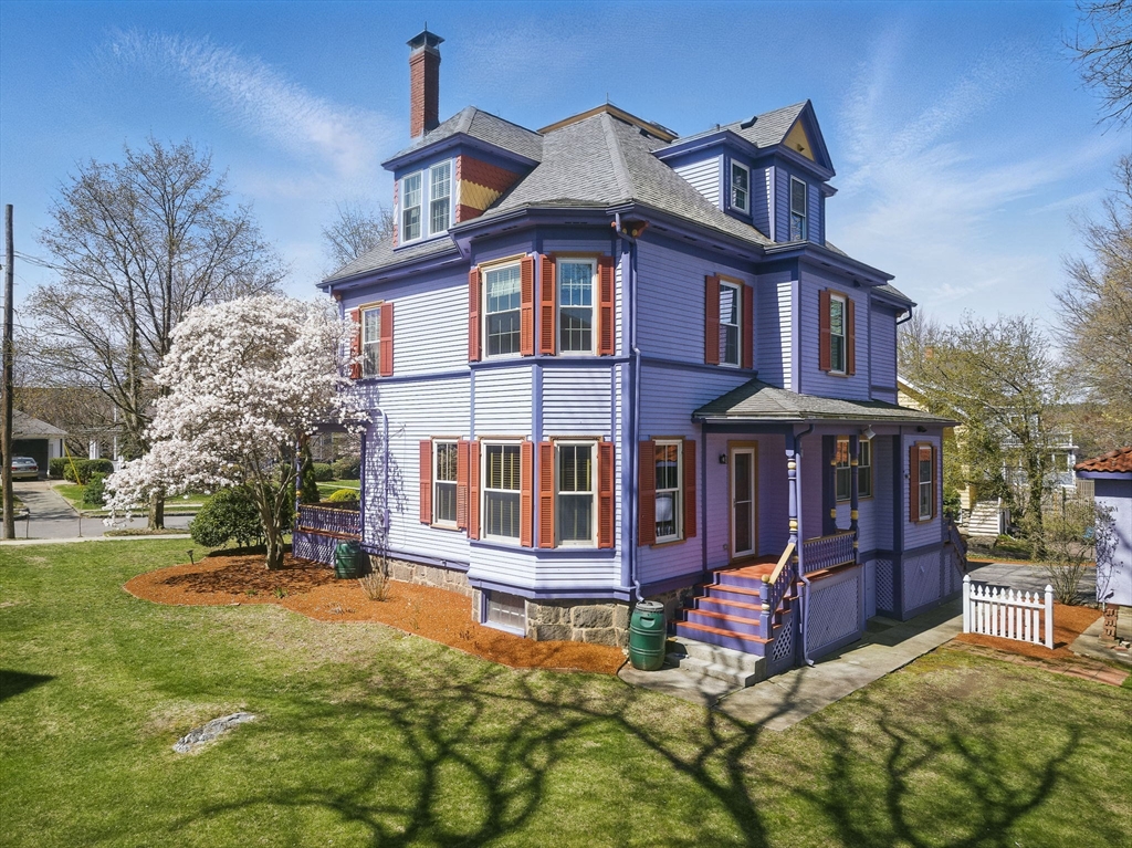 133 Bellevue Ave
