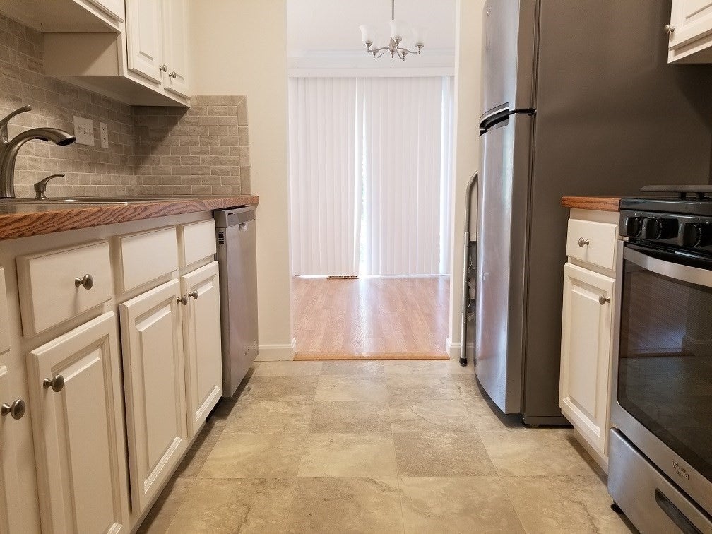 24 East Bluff Rd 24