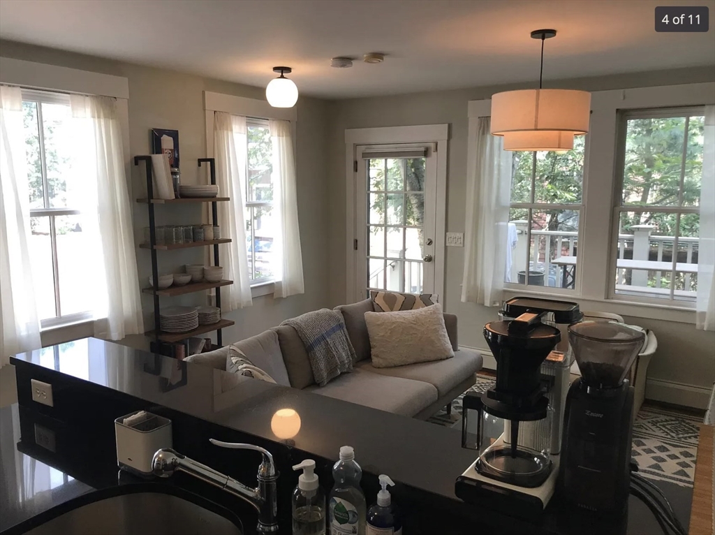 Cambridge, Massachusetts 02139, United States, 1 Bedroom Bedrooms, ,1 BathroomBathrooms,Residential,Active,170329