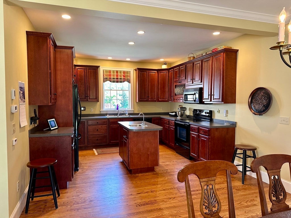 4 Crestview Drive, Deerfield, MA Photo #26