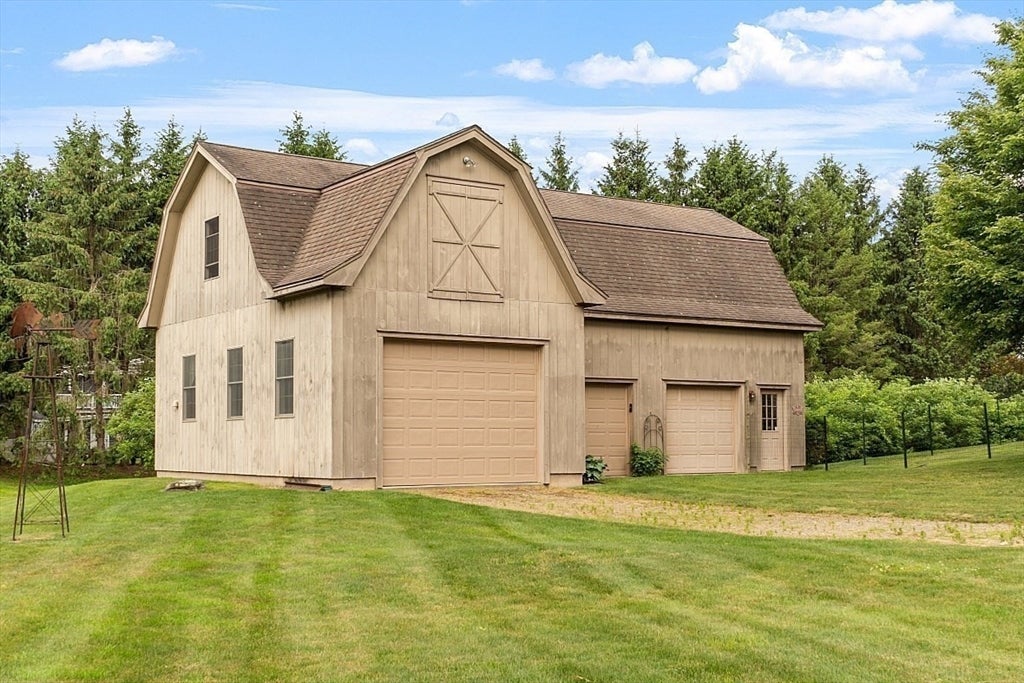 4 Crestview Drive, Deerfield, MA Photo #9