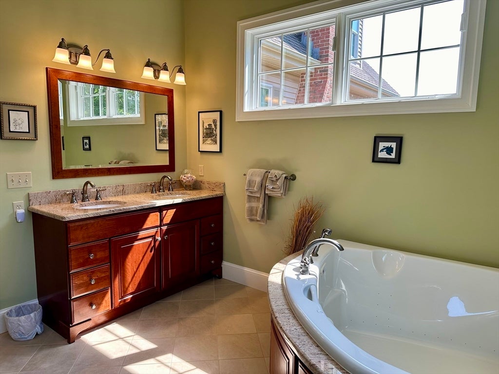 4 Crestview Drive, Deerfield, MA Photo #36