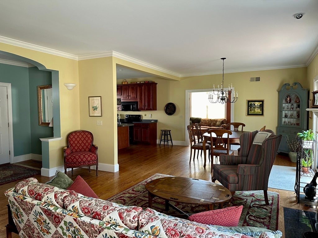 4 Crestview Drive, Deerfield, MA Photo #21