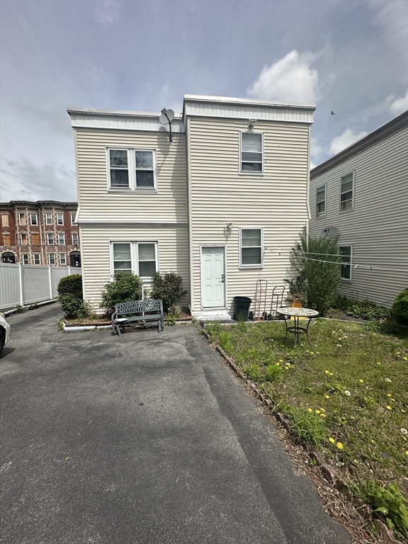 137 Congress Avenue