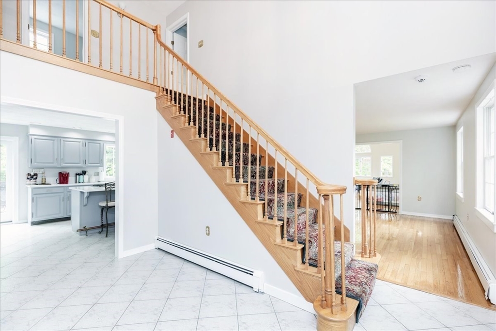 5 Rocky Woods Road