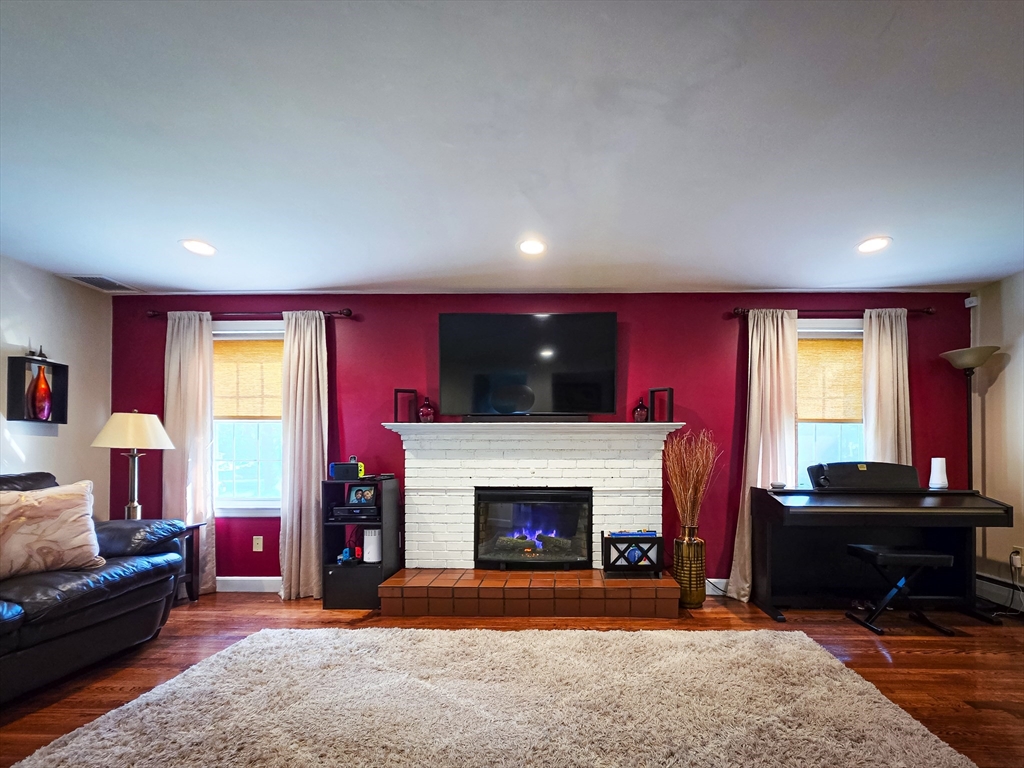 314 Groveland St