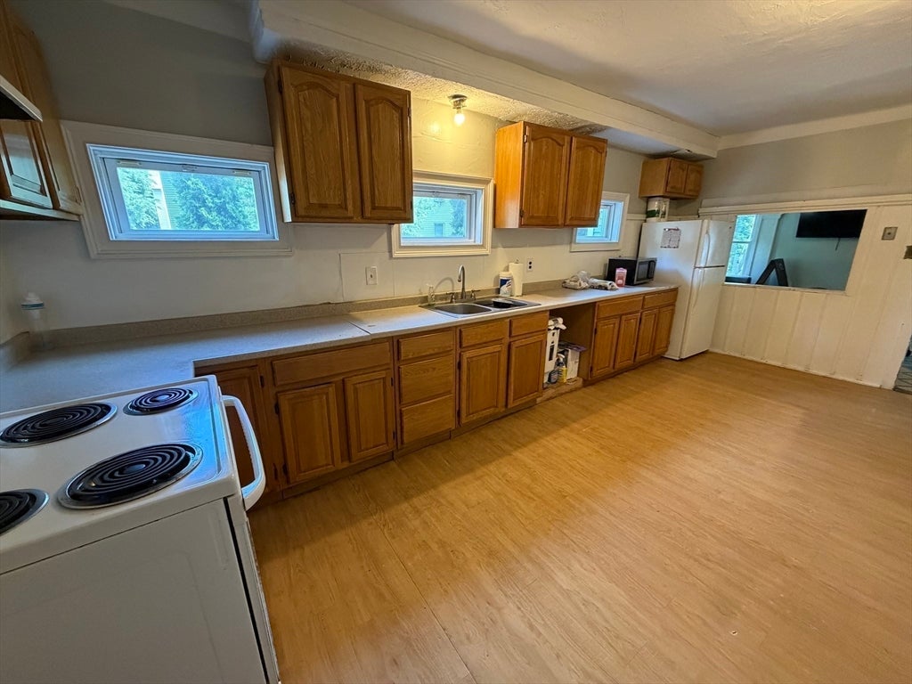 123 Myrtle Ave, Fitchburg, MA, 123 Myrtle Ave, Fitchburg, MA Photo #19