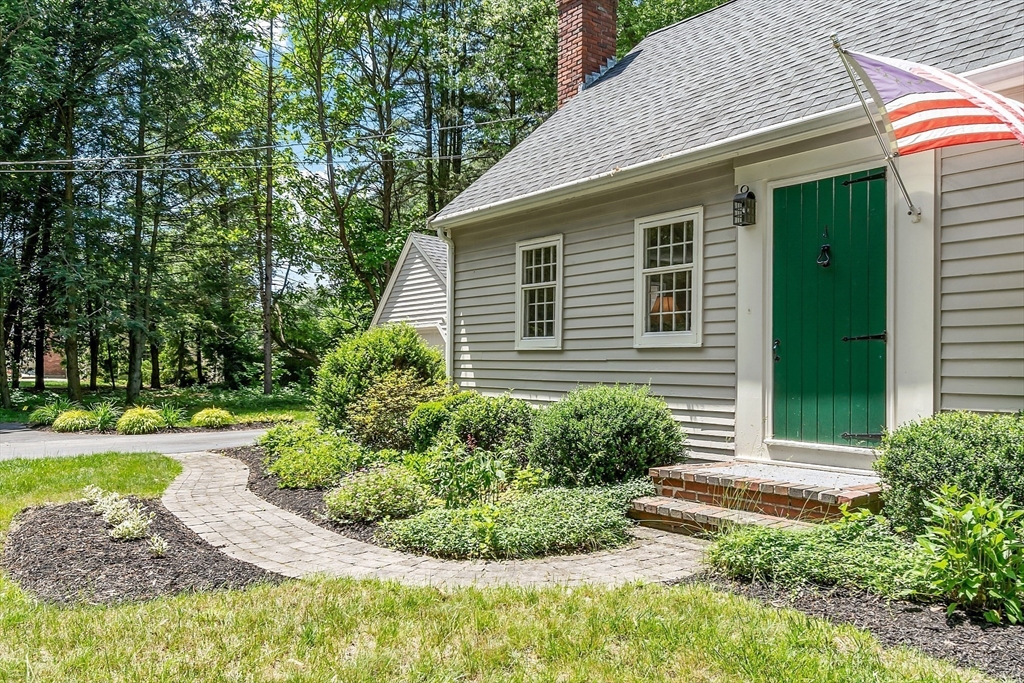 26 Acton Rd