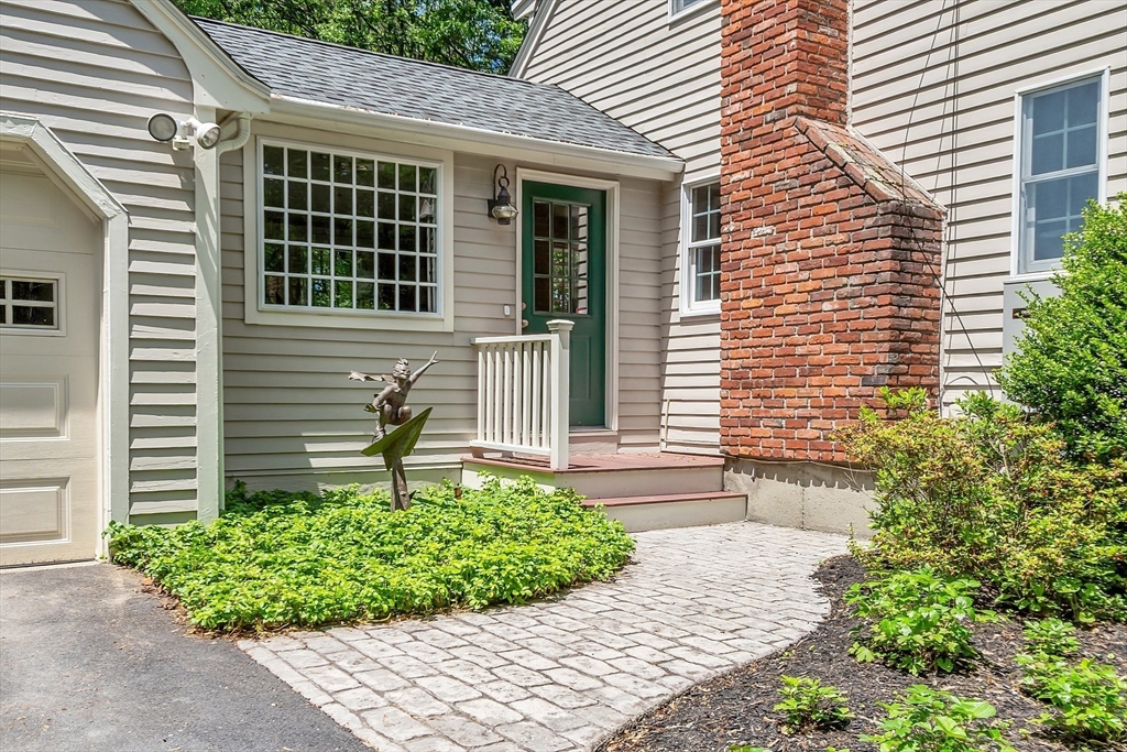 26 Acton Rd