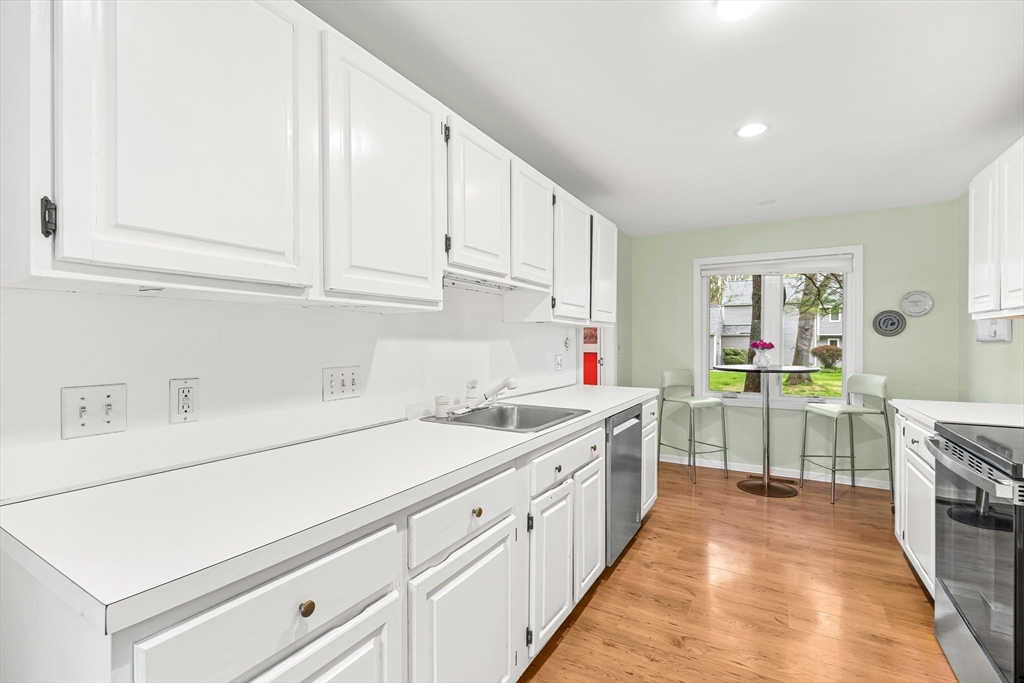 12 Steepletree Ln 12