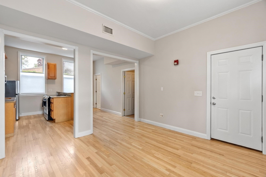 158 Sumner ST #1, Quincy, MA Photo #8