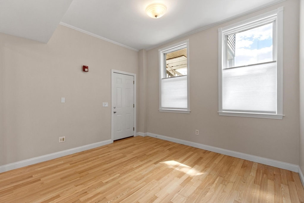 158 Sumner ST #1, Quincy, MA Photo #6