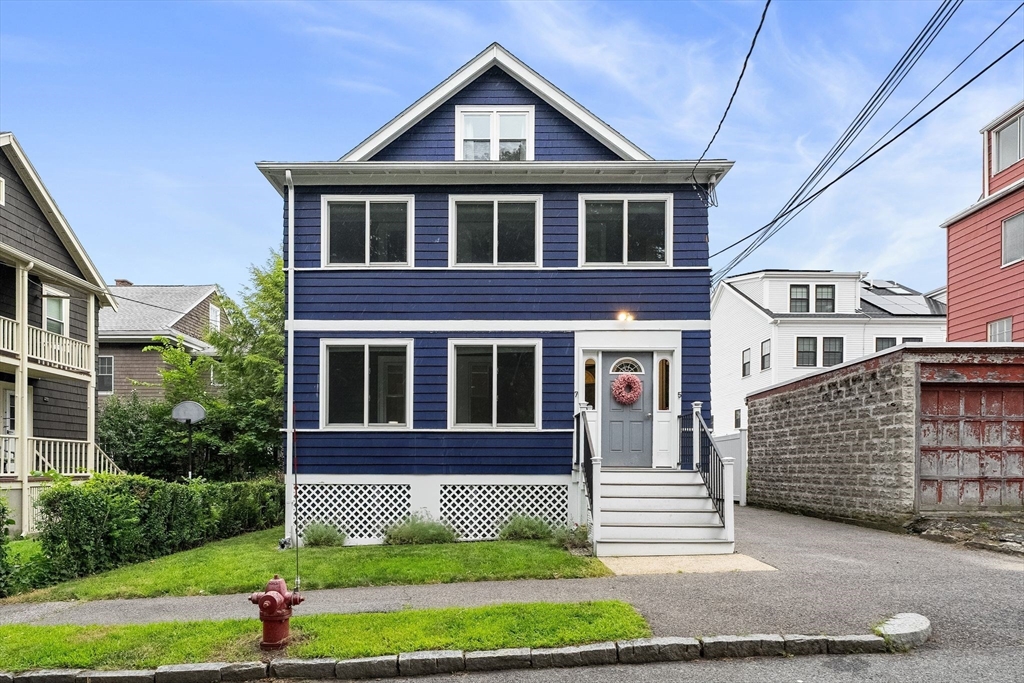 5-7 Locke St