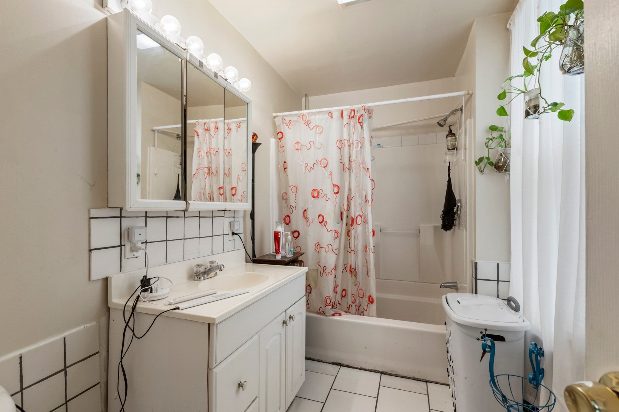 381 Pine St, Fall River, MA Photo #13