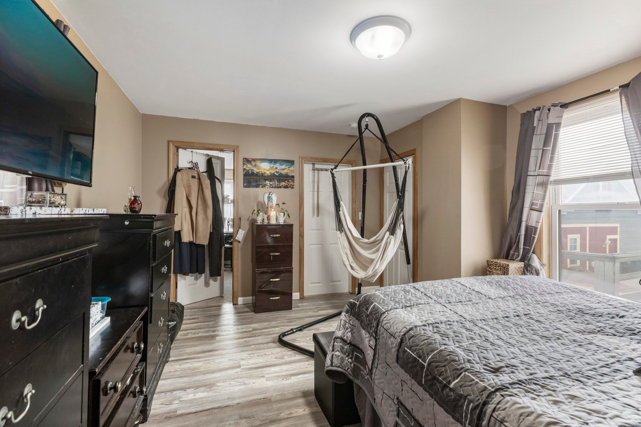 381 Pine St, Fall River, MA Photo #12