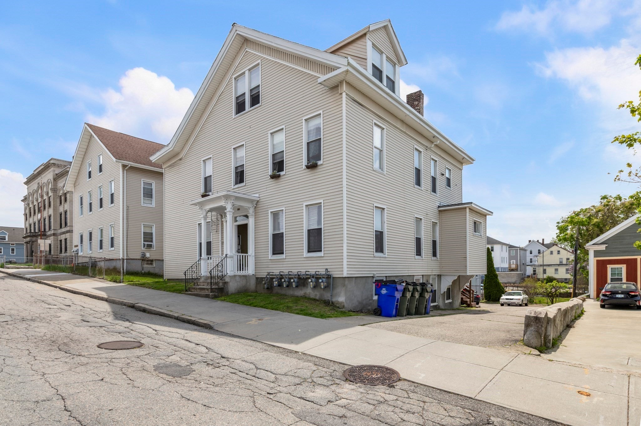 381 Pine St, Fall River, MA Photo #1
