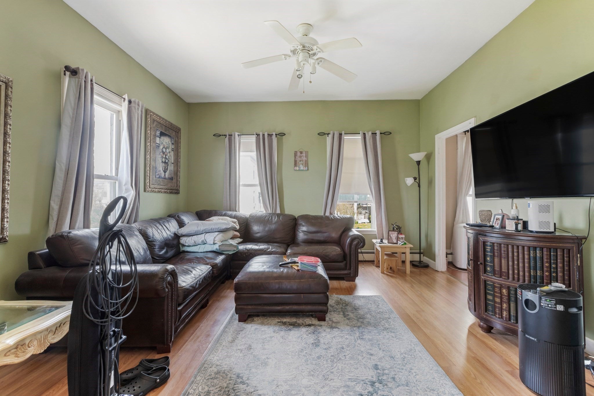 381 Pine St, Fall River, MA Photo #7