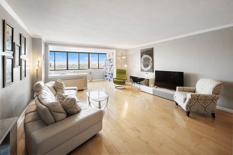 8 Whittier Pl 16B Boston MA 02114