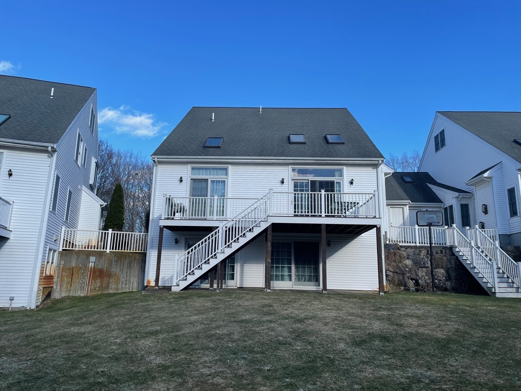 1201 Matthew Woods Dr 1201