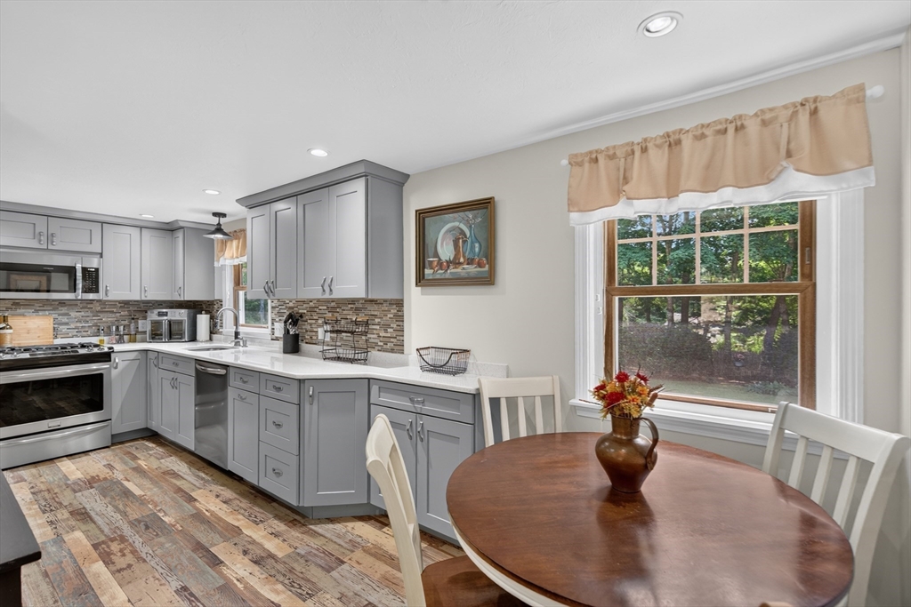 46 Esta Rd, Plymouth, MA, 46 Esta Rd, Plymouth, MA Photo #2