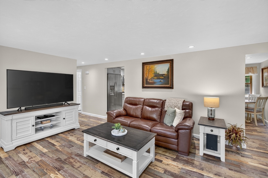 46 Esta Rd, Plymouth, MA, 46 Esta Rd, Plymouth, MA Photo #10