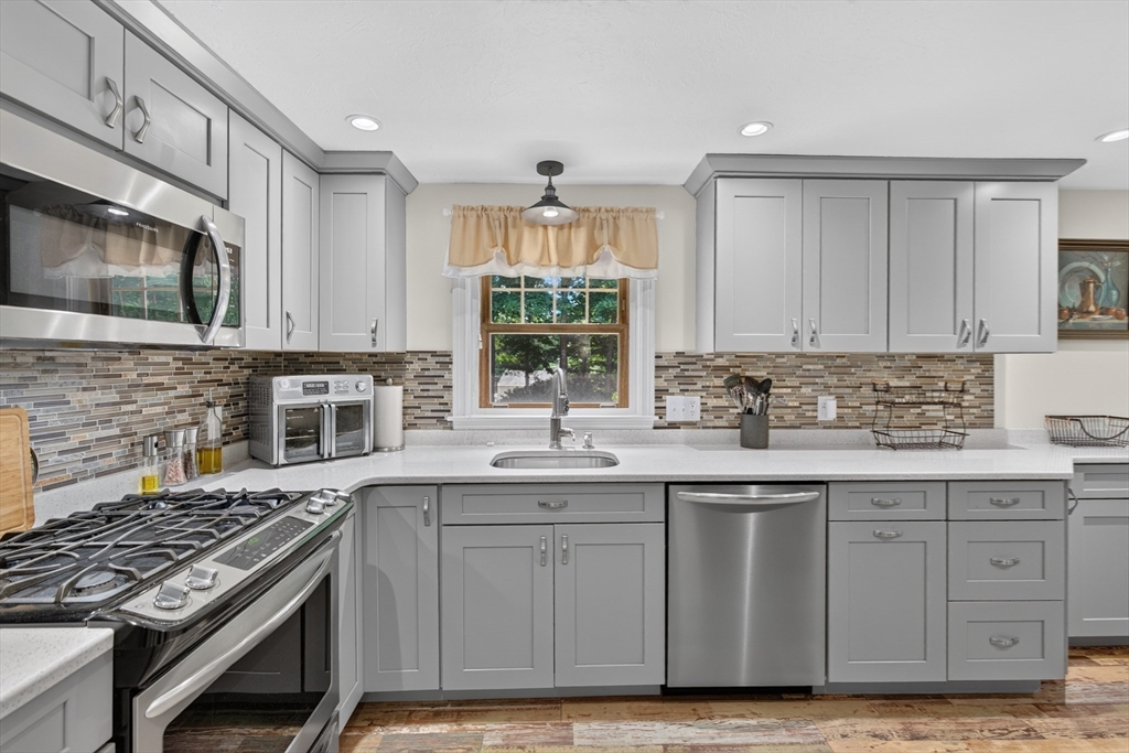 46 Esta Rd, Plymouth, MA, 46 Esta Rd, Plymouth, MA Photo #6