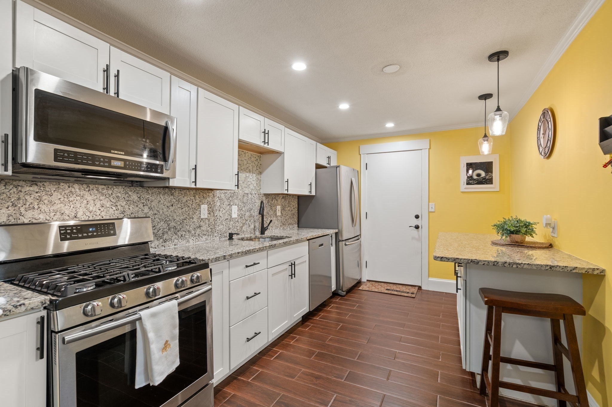 645 W Lowell Ave #4, Haverhill, MA Photo #1