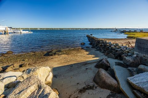 2 Port Way Mattapoisett MA 02739