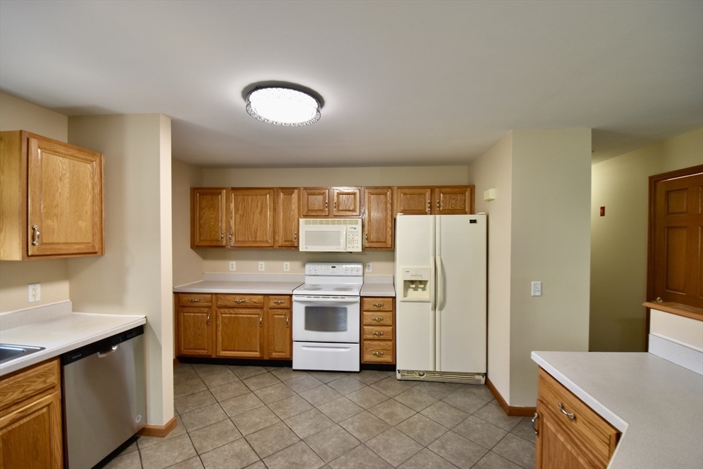 375 Thompson Rd