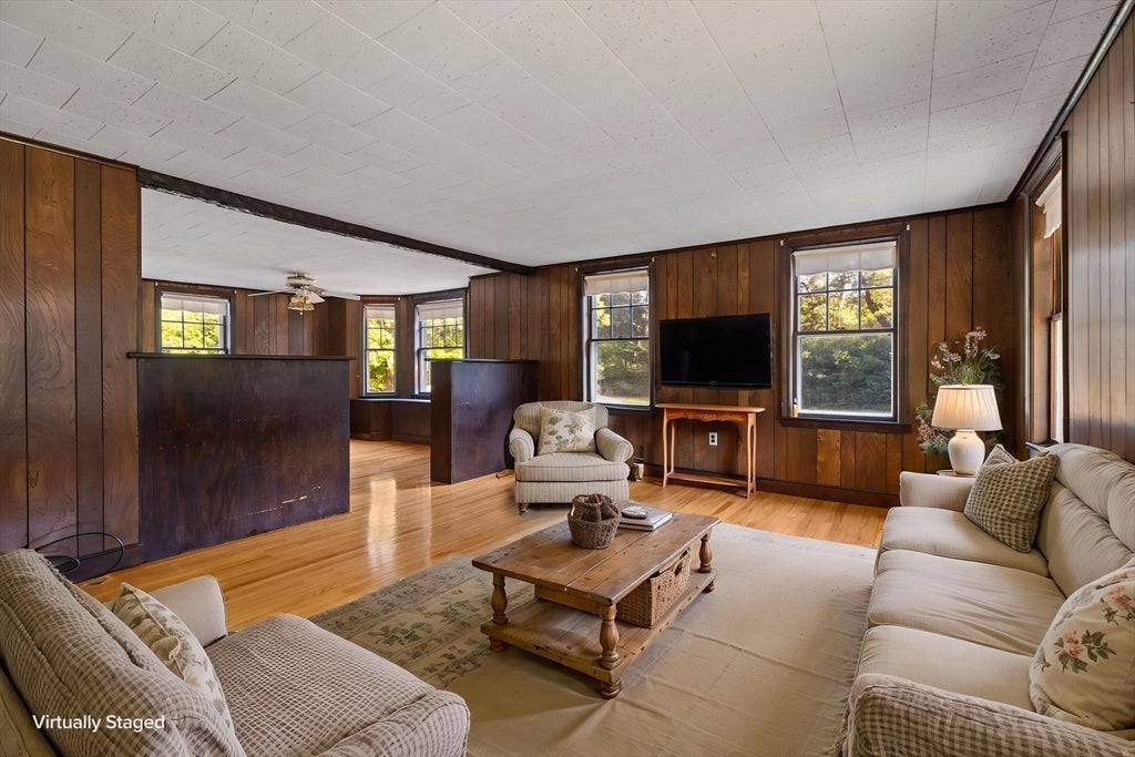 175 Berry St, Wrentham, MA Photo #16
