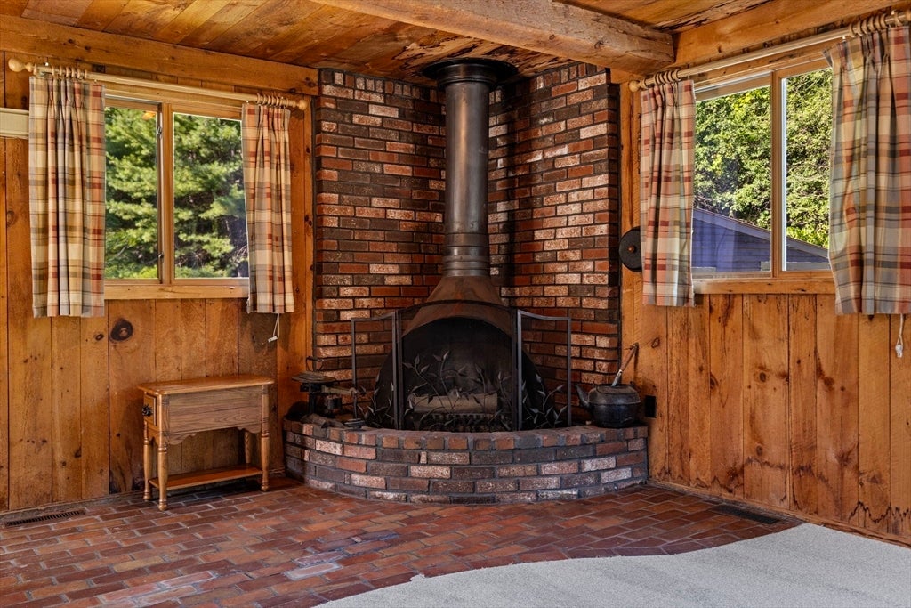 175 Berry St, Wrentham, MA Photo #21