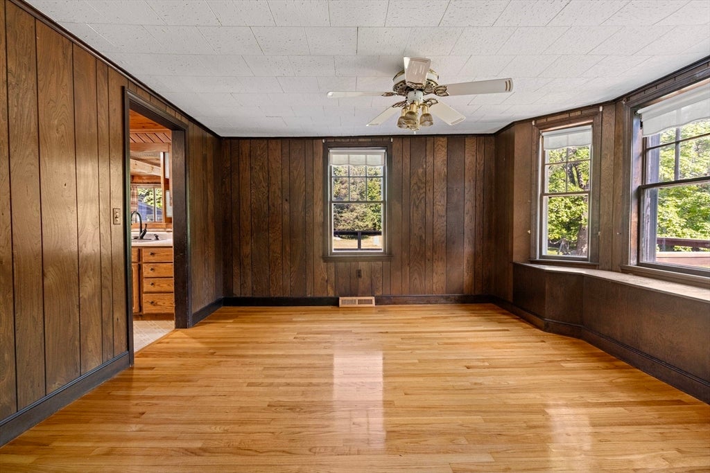 175 Berry St, Wrentham, MA Photo #13