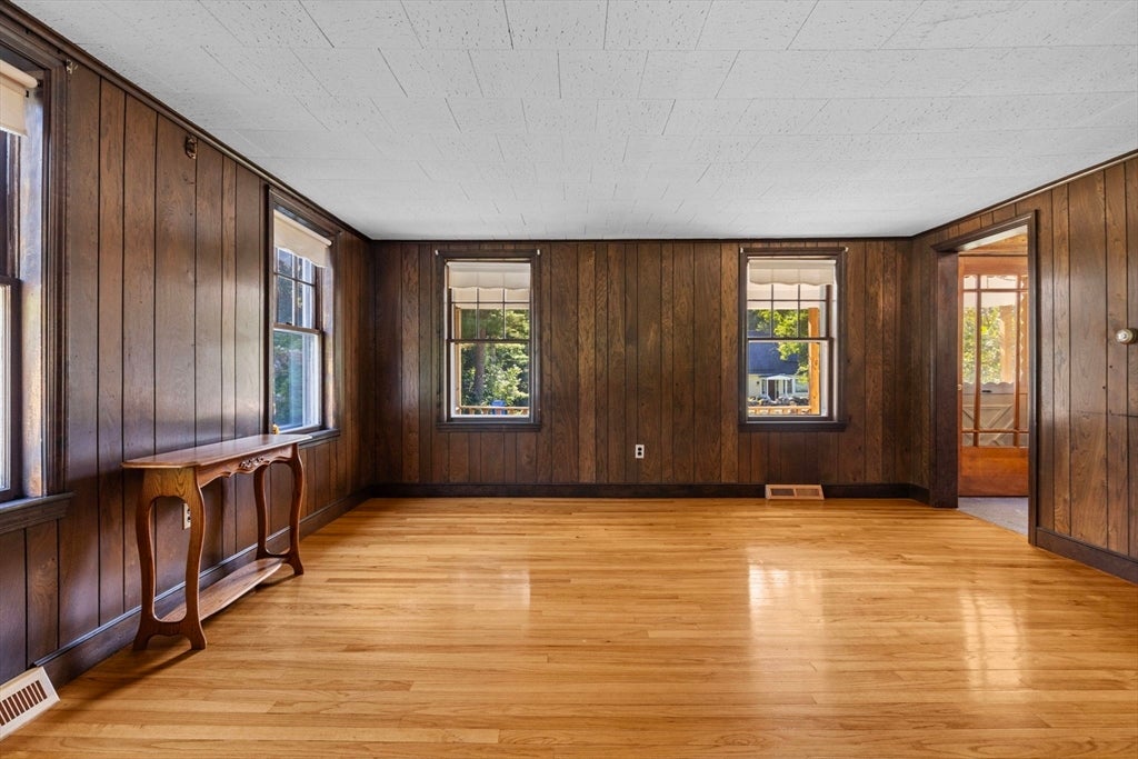 175 Berry St, Wrentham, MA Photo #15