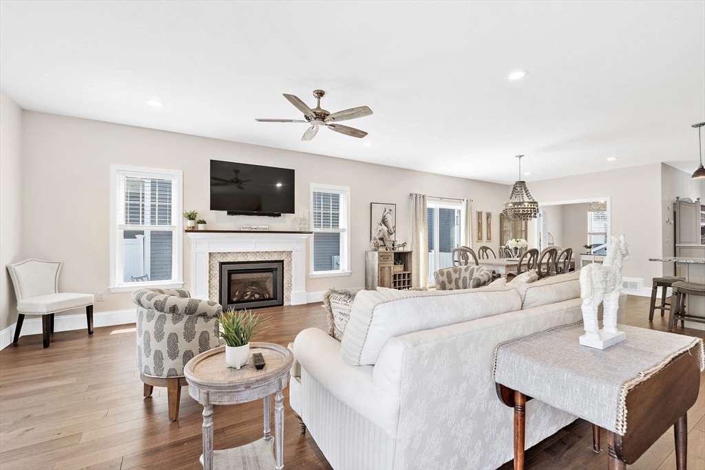 13 Cleary Cir #13, Norfolk, MA Photo #11