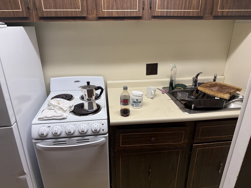 291 Newbury 3F